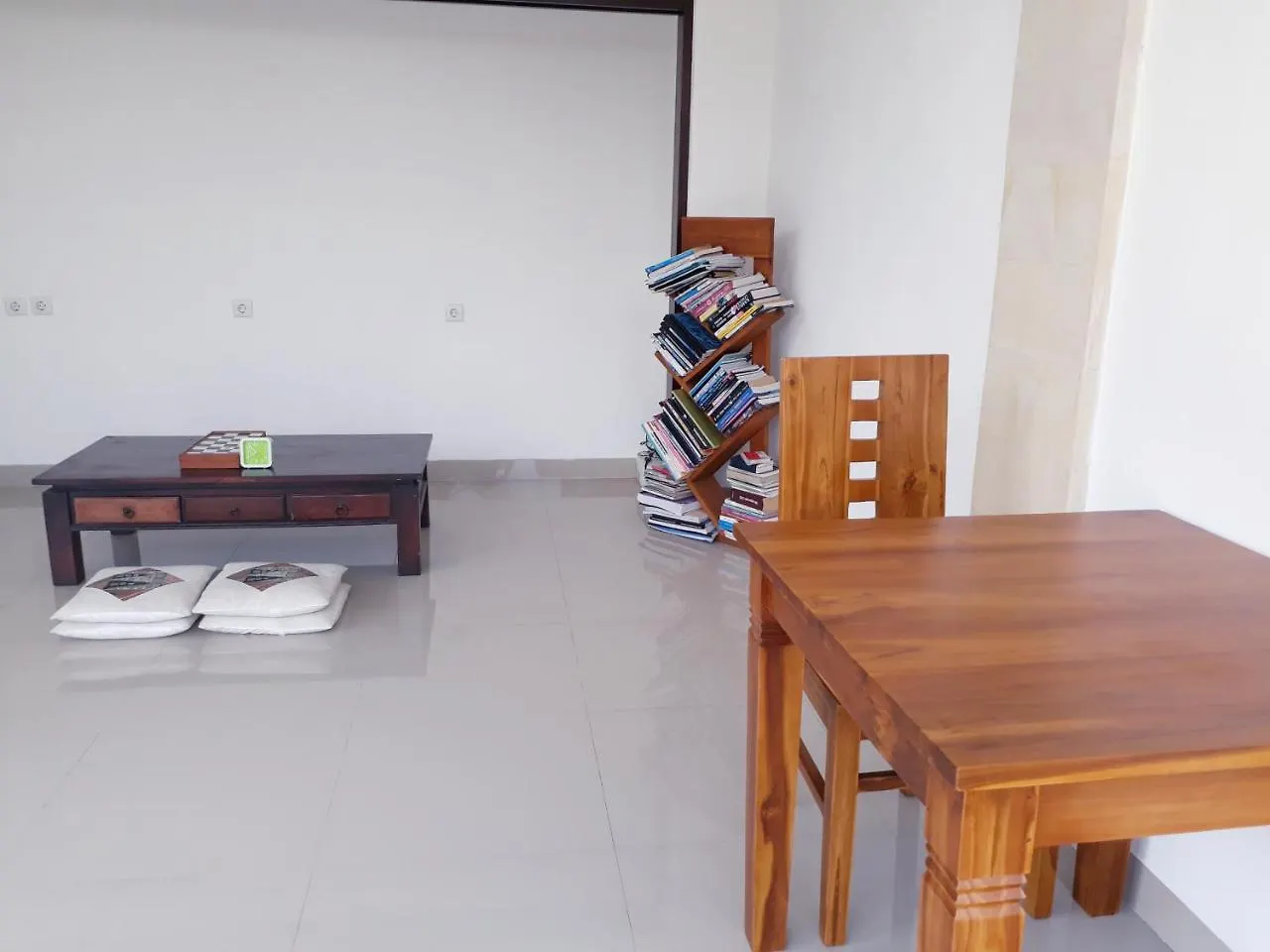 7 House Hotel Ubud  0*, Ubud (Bali)
